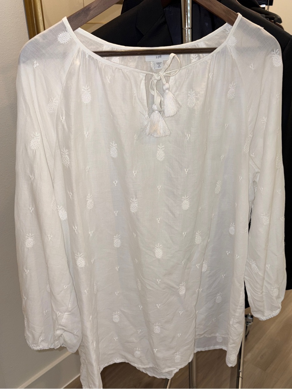 J. Jill White Tunic Top Scoop Tassel Tie Neck 3/4 Sleeve Embroidered Size M Tall